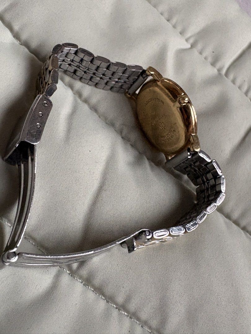 Raymond Weil two tone (Category: Luxury Watches) located in Macabebe. Submitted by _tiffanylopez (Listing ID 1464588256, Image 3). Description: raymond weil traditional classic 10/10 orig color 24mm.