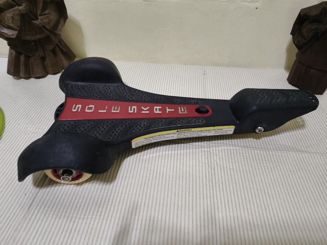 Razor Sole Skate Red and Black (Category: Skates, Rollerblades & Scooters) located in Caloocan City. Submitted by surplusandbnewshop (Listing ID 1464699242, Image 1). Description: .
