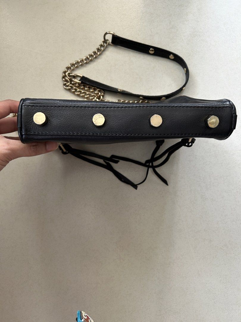 Rebecca Minkoff MAC bag (Category: Shoulder Bags) located in Muntinlupa City. Submitted by manikascloset (Listing ID 1464605687, Image 3). Description: Black sling/ clutch/ shoulder bag by Rebecca Minkoff -great used condition with minimal hardware signs of usage -only slightly negotiable.