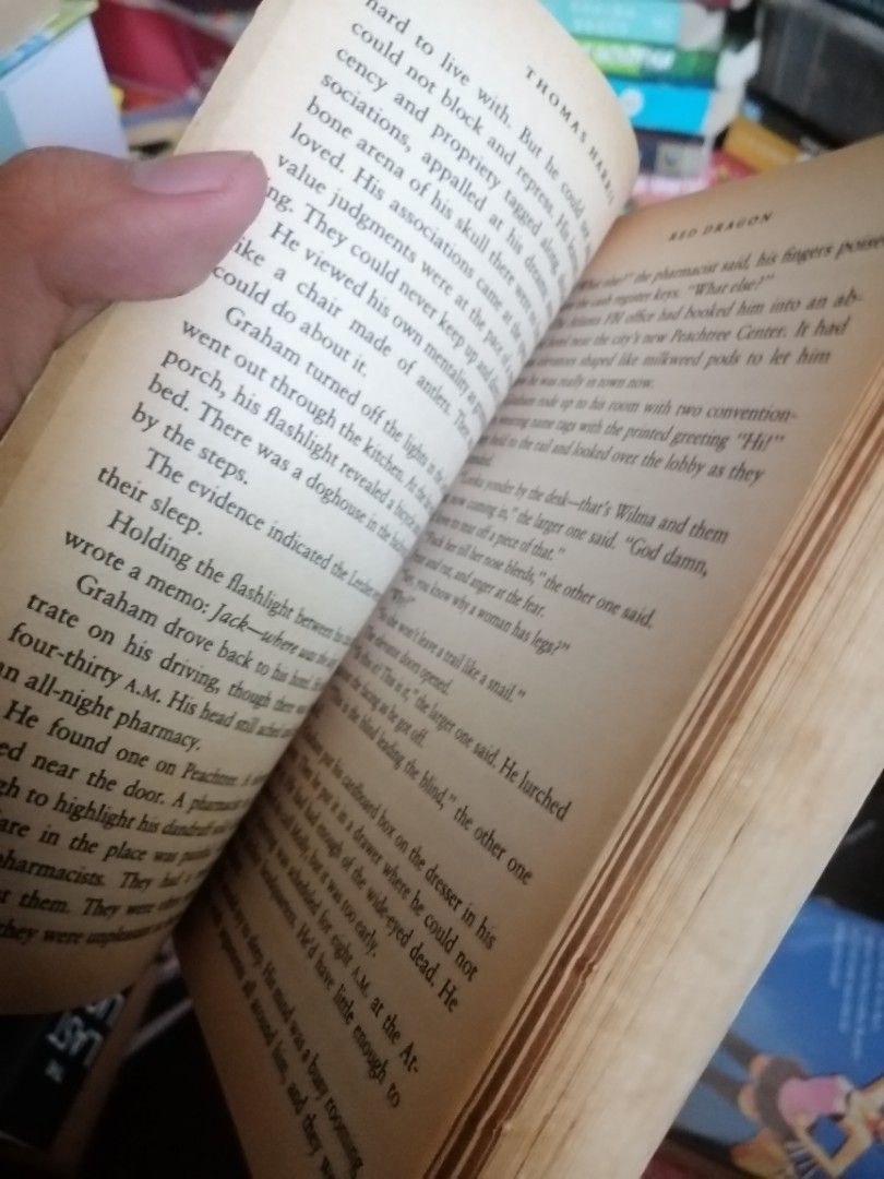 Red Dragon by Thomas Harris (Category: Storybooks) located in Makati City. Submitted by booksbymarvin (Listing ID 1463018155, Image 3). Description: For sale Paperback In good condition MOD, MOP: LBC GRAB, GCASH, BPI.