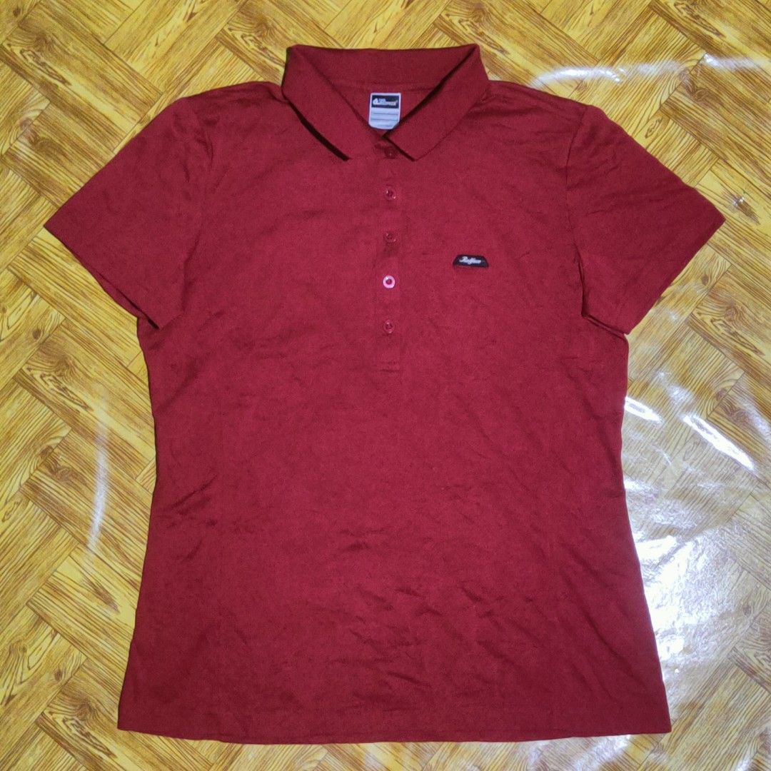 Redface Red Short Sleeve Polo Shirt (Category: Activewear) located in Cagayan de Oro. Submitted by royalriver_549ef2 (Listing ID 1464607327, Image 2). Description: - Thrifted - L24/W19 - Redface red short sleeve polo shirt - Classic collar with button placket - Small embroidered logo on the chest - Comfortable and casual design - Perfect for everyday wear.