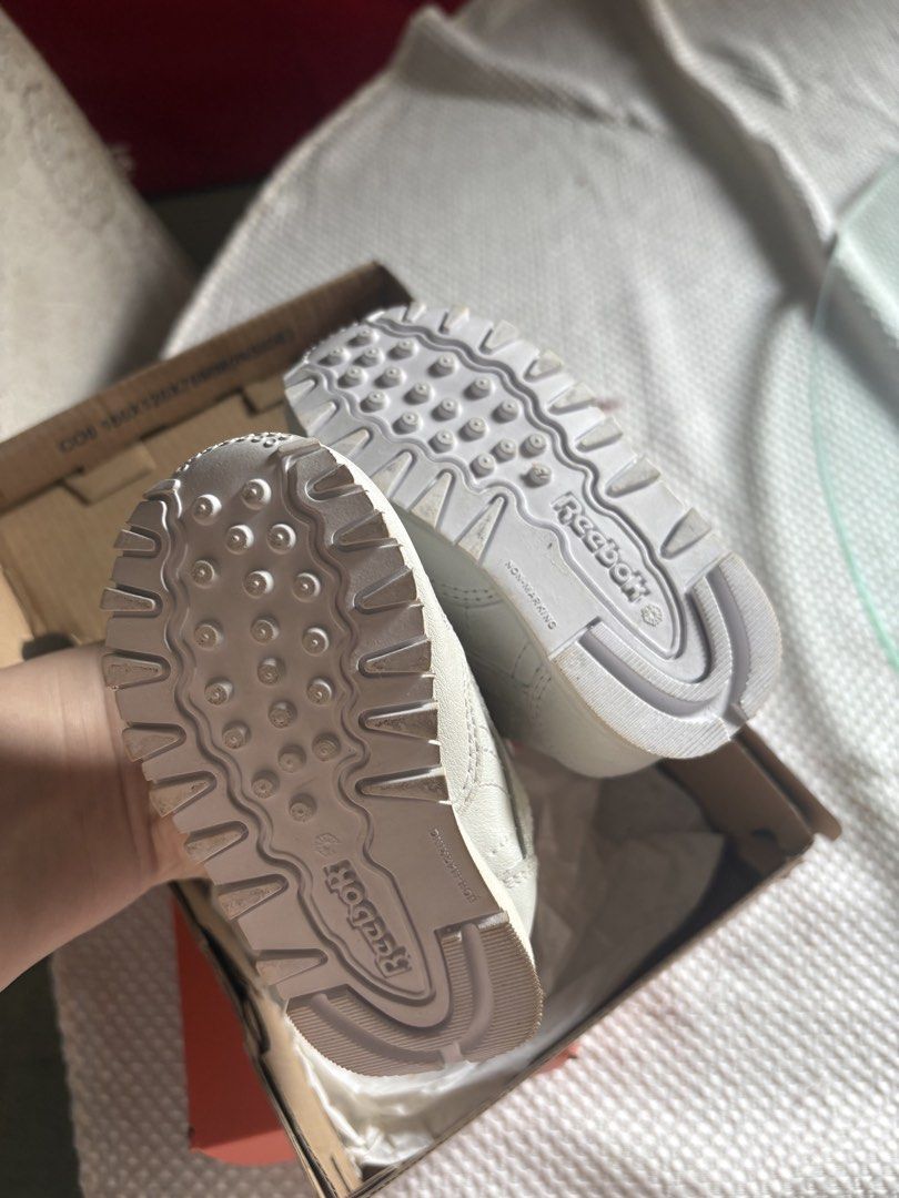 Reebok babies size 4 (Category: Babies & Kids Fashion) located in Makati City. Submitted by cocos_place (Listing ID 1464690001, Image 2). Description: Rfs: outgrown Authentic bought in store Never been used As is where is Buyer pays shipping.