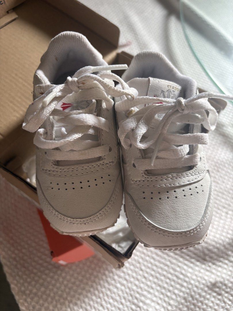 Reebok babies size 4 (Category: Babies & Kids Fashion) located in Makati City. Submitted by cocos_place (Listing ID 1464690001, Image 1). Description: Rfs: outgrown Authentic bought in store Never been used As is where is Buyer pays shipping.