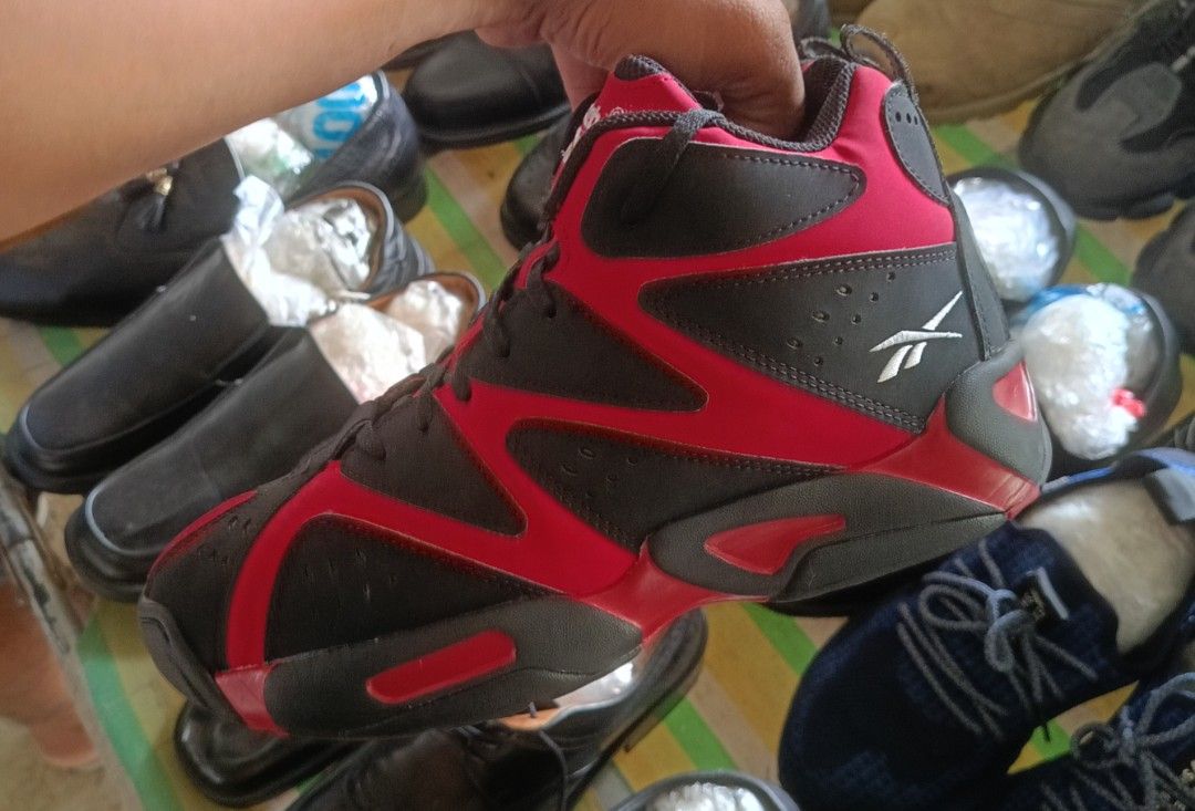 REEBOK KAMIKAZE 1 (Category: Sneakers) located in Bayugan. Submitted by retroshoesphilippines (Listing ID 1464708710, Image 2). Description: .