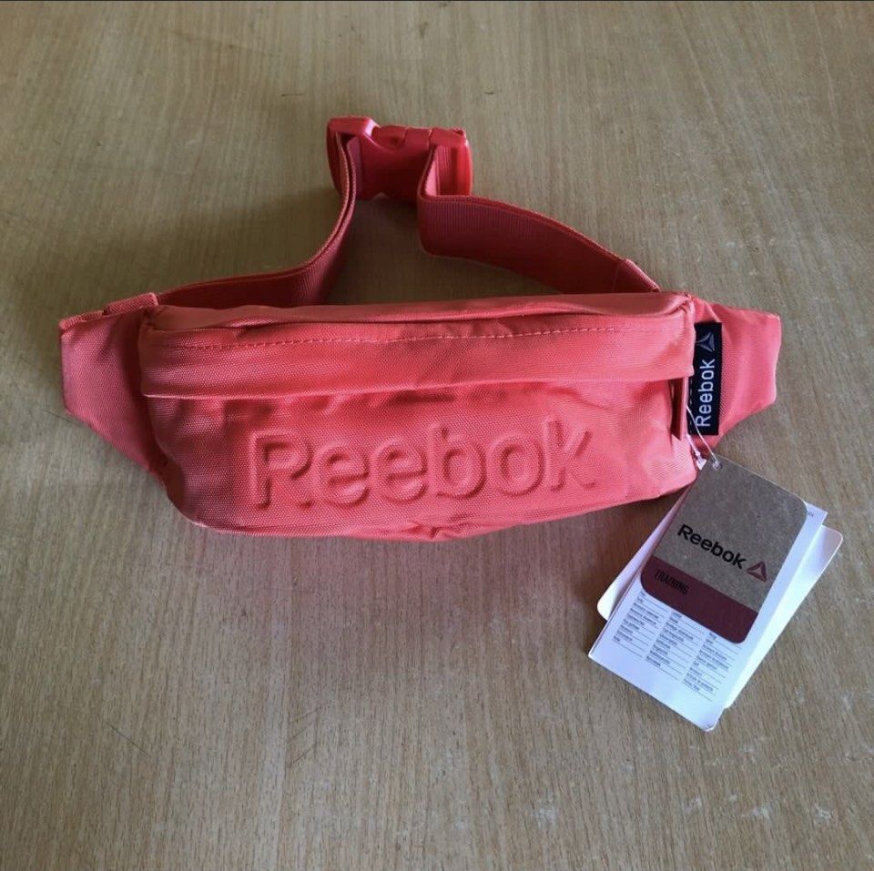 Reebok Training Waist Bag Red (Category: Belt bags, Clutches and Pouches) located in Taguig. Submitted by bitsandpiecesshop (Listing ID 1464689988, Image 2). Description: 🌸CONDITION: BRANDNEW WITH TAG ❗️accessories not included if there is any❗️ WELCOME TO BITSANDPIECES SHOP Our items are either BRAND NEW & PERSONAL PRELOVED. For preloved items PLEASE DO NOT EXPECT TOO MUCH since it’s already used. If you are very particular with the item, then 