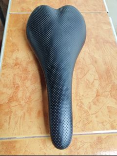 (Category: ) located in . Submitted by nerosales (Listing ID 1464572109, Image 1). Description: .
