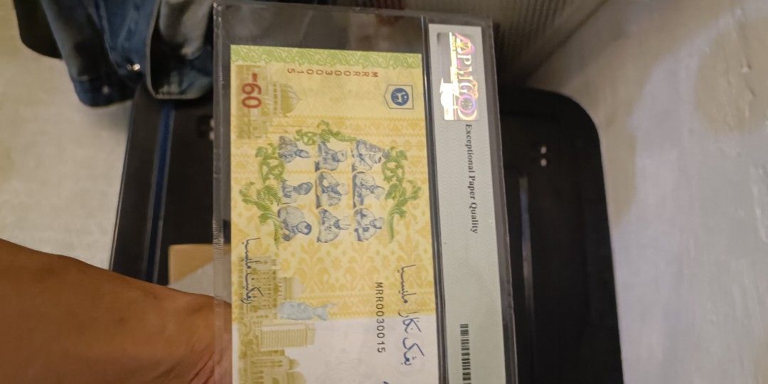 RM 60 (Category: Currency) located in Kuala Lumpur. Submitted by spider_man_2 (Listing ID 1464608102, Image 1). Description: pm for more details.