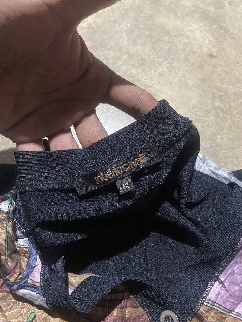 Roberto Cavalli Dress (Category: Dresses) located in San Fernando. Submitted by julz_tanz (Listing ID 1464638356, Image 3). Description: Roberto Cavalli Dress Small - Medium Womens Excellent Condition 10/10 Colorate No Issue / No Flaws.