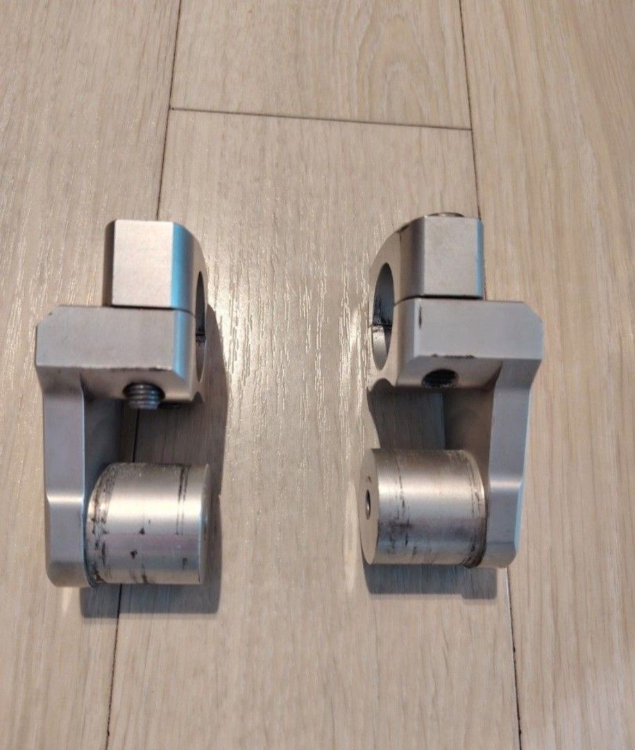Rox risers (Category: Motorcycle Accessories) located in Singapore. Submitted by metalli_qai (Listing ID 1464596978, Image 2). Description: Selling a pair of rox adjustable risers Price is negotiable RFS : Bike sold Previously used on bmw R1200GSA Pls check your bike specs if you are not riding a gsa. Condition : 8/10 Only outlook got scratches but still solid Awesome if you want to have flexibility for off road use if u need to adjust Pm for det