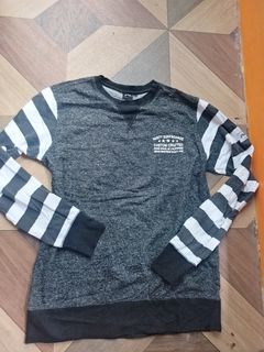 (Category: ) located in . Submitted by hmm_shop83 (Listing ID 1464631953, Image 1). Description: .