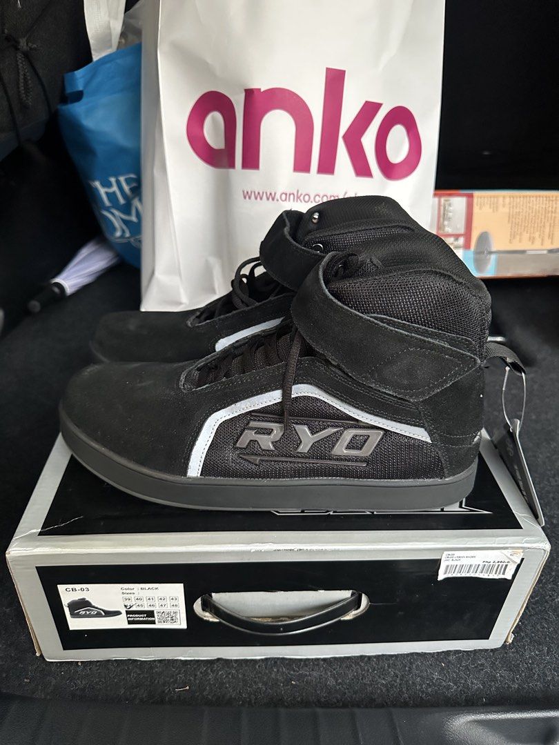 RYO Urban riding shoes (Category: Boots) located in Makati City. Submitted by _johnpaolo (Listing ID 1464660938, Image 2). Description: - RYO Motorcycle urban riding shoes - Size EU 44 - Brand new -Srp 4,890 Rfs need funds.