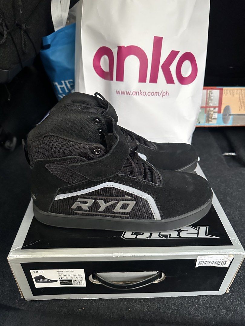 RYO Urban riding shoes (Category: Boots) located in Makati City. Submitted by _johnpaolo (Listing ID 1464660938, Image 3). Description: - RYO Motorcycle urban riding shoes - Size EU 44 - Brand new -Srp 4,890 Rfs need funds.