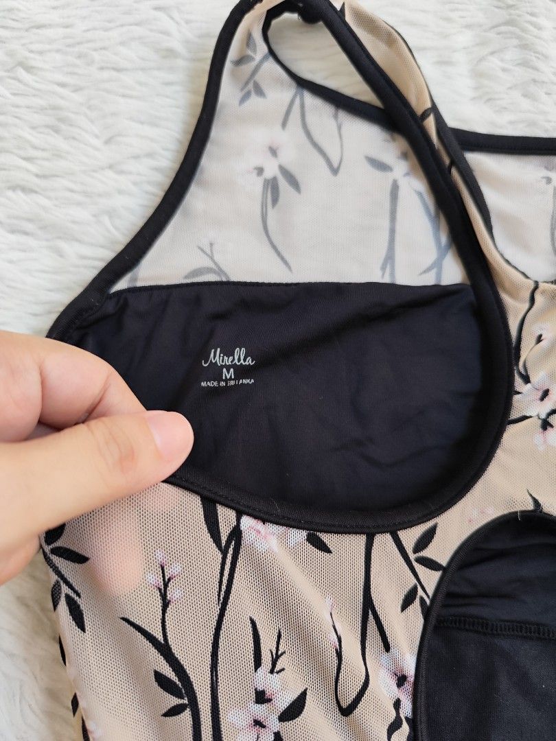 (S) Mirella Leotard (Category: Bikinis & Swimsuits) located in Paranaque City. Submitted by tanz2014 (Listing ID 1464767363, Image 2). Description: 🌻Like New🌻 🌼Brand: MIRELLA ➡️No Pads 🌸Size: Small 💸Mine: P399 🔺All Items are PRELOVED in good condition. 🔺Please do manage your expectations. 🔺WASH before USE‼️ 🔺BUY at your own RISK‼️ ❌NO RETURN, NO EXCHANGE POLICY❌ 🚫BOGUS BUYER/JOY RESERVER will be posted in every groups....