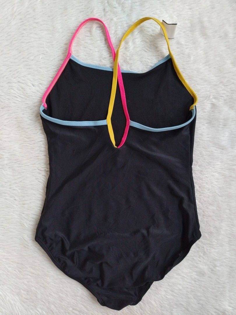 (S) OLD NAVY Swim (Category: Bikinis & Swimsuits) located in Paranaque City. Submitted by closetbykimkirsten (Listing ID 1464650277, Image 2). Description: 🎀Like New🎀 ✨Brand: Old Navy ⚡Nonpad 🪷Size: Small 💸Price: P249 (Non Negotiable) ♦️All Items are PRELOVED in good condition. ♦️Please do manage your expectations. ♦️WASH before USE ♦️BUY at your own RISK 🔥NO RETURN NO EXCHANGE POLICY🔥 ⛔BOGUS BUYER/JOY RESERVER will be posted in every group