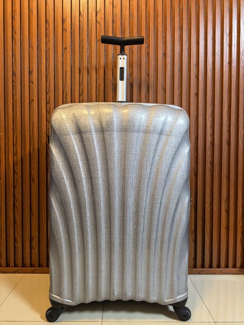 Samsonite Cosmolite XL (Category: Luggage) located in Manila. Submitted by uno001 (Listing ID 1464701886, Image 1). Description: Brand: SAMSONITE Cosmolite Color: Silver Gray Original from Japan ✨ Lightest Samsonite Ever! ✅ 💯 Legit Brand ✅ Extra Large Luggage ✅ H30.5" xW20.5" x D10.5 Inches ✅ 360° Wheels All smooth ✅ Telescopic Aluminum Handle ✅ Smooth Zipper ✅ More Secured Reverse Zipper ✅ TSA 002 with Passcode ⬆️ With Sign of usage scratch onl