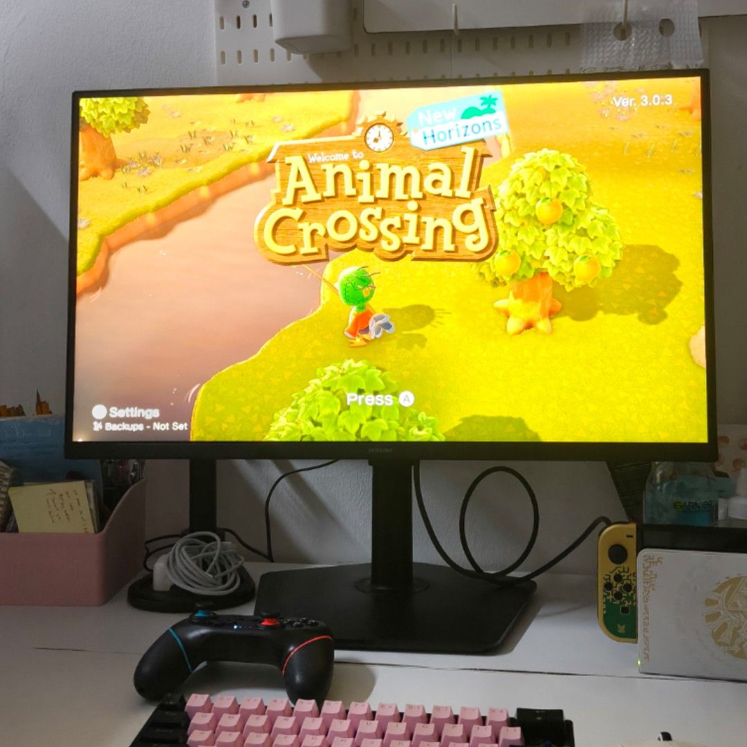 Samsung Odyssey G5 G50F 27" (Category: Monitor Screens) located in Manila. Submitted by helloolleh23 (Listing ID 1464645266, Image 1). Description: Pwede trade sa electric guitar pls pls 🙏 Key Specs: • Screen Size: 27 Inches (Flat) • Resolution: QHD (2560 x 1440p) • Panel Type: Fast IPS (178° Wide Viewing Angle) • Refresh Rate: 180Hz • Response Time: 1ms (GtG) • Sync Tech: AMD FreeSync & NVIDIA G-Sync Compatible • HDR: VESA DisplayHDR 400 / HDR1