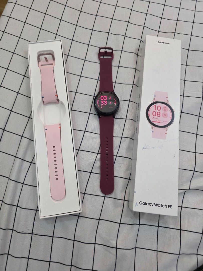 Samsung Watch Fe 40 MM Pink (Category: Wearables & Smart Watches) located in Valenzuela. Submitted by chiica.29 (Listing ID 1464635481, Image 3). Description: for sale. di nagamit. inopen lang. .
