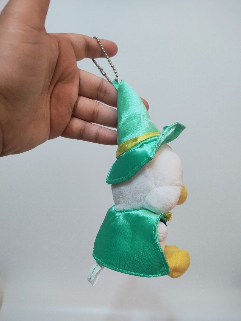 Sanrio Pekkle Plush Charm (Category: Plushies & Soft Toys) located in Antipolo. Submitted by bhabiegraciefashionlab (Listing ID 1464671281, Image 2). Description: ✨ Sanrio Pekkle in Green Cape Plush Charm 🔖Auth from Japan, Like new, Clear Label/Etiketa 📸Actual Photos posted, what you see is what you'll get 😍Perfect for Sanrio / Pekkle Fans/Collectors or for gifting 💸MOP 👉🏻Gcash /Maribank/GoTyme 🚚MOD 👉🏻J&T / Lalamove 👥Meet up sa malapit 
