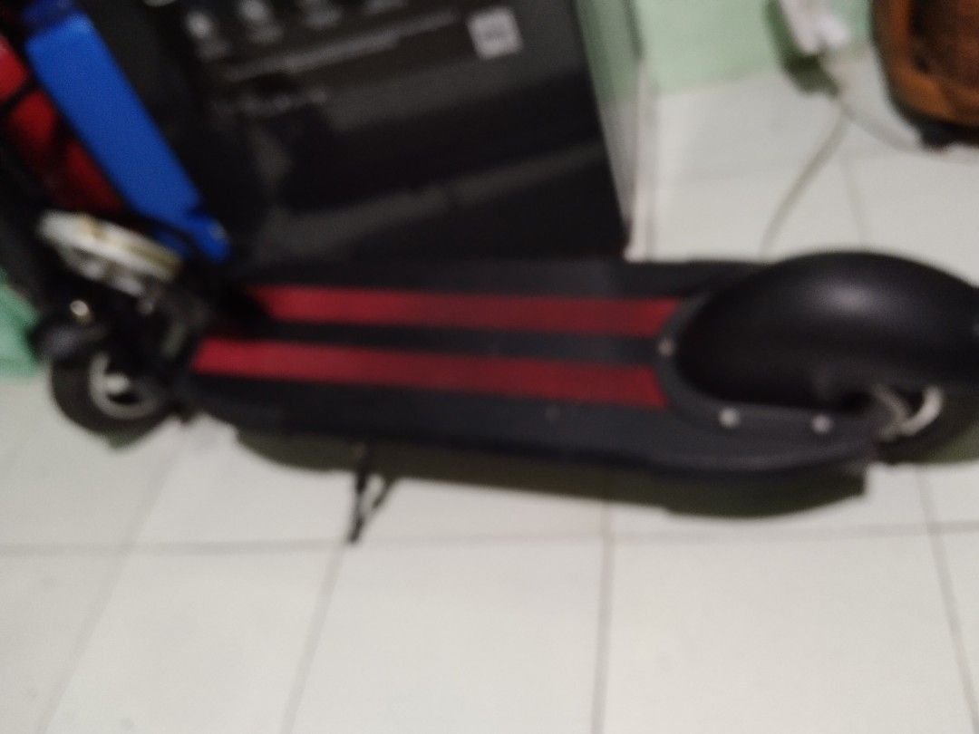 Scooter (Category: Looking For) located in Caloocan City. Submitted by noeld316982578 (Listing ID 1464638011, Image 3). Description: baka my gusto po issue battery my Kasama charger Taguig location.