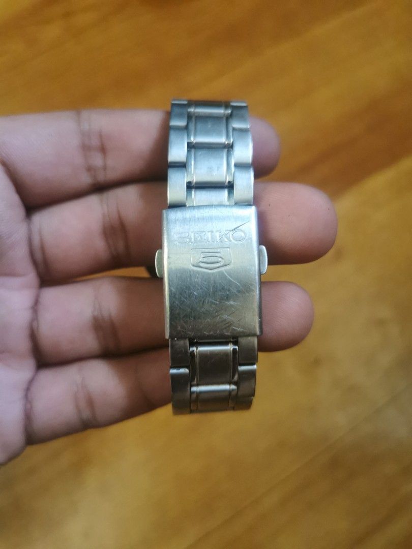seiko 5 SNKK29K1 (Category: Luxury Watches) located in Manila. Submitted by brightwater_b795d7 (Listing ID 1464724862, Image 2). Description: .
