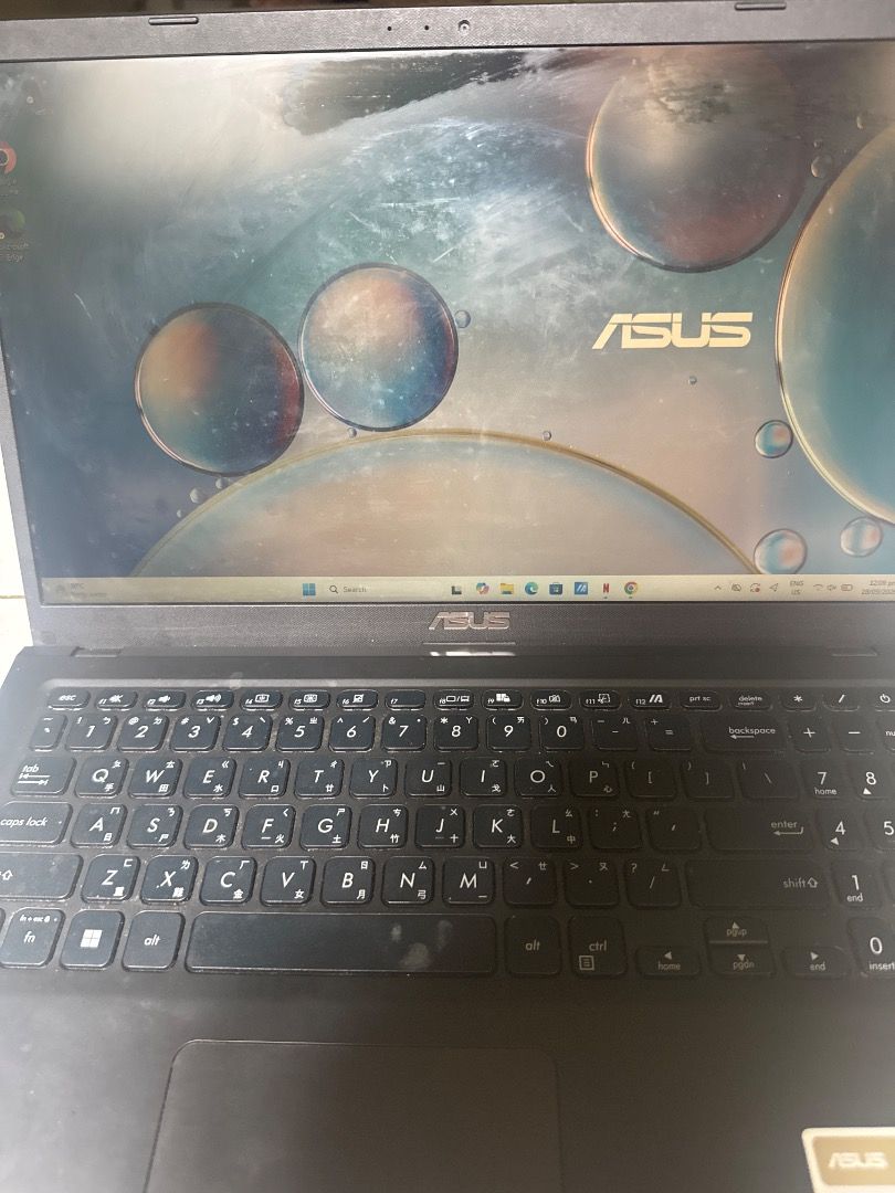 Selling laptop (Category: Laptops & Notebooks) located in Caloocan City. Submitted by tampus (Listing ID 1464600771, Image 1). Description: Negotiate .