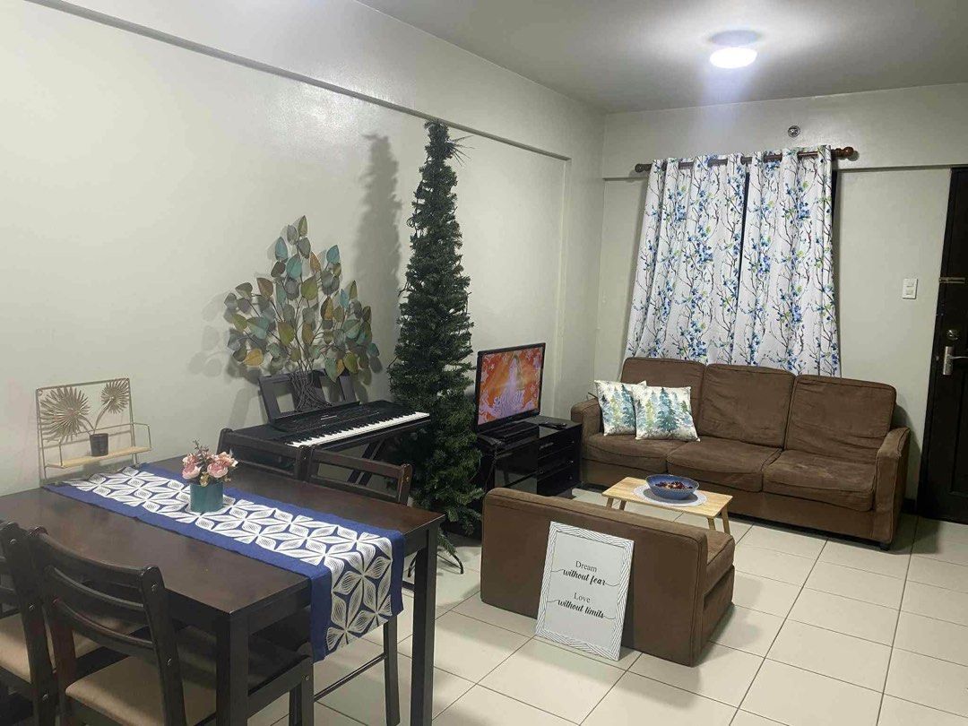 Siena Park Condo For Sale (Category: Apartments & Condos) located in Makati City. Submitted by bksambrano (Listing ID 1464737098, Image 2). Description: Siena Park Paranaque 2-Bedroom Condo For Sale Price: PHP 3,900,000 Details: - 2 Bedrooms - 1 Bathroom - Balcony - Living, Kitchen, Dining Room - Laundry Area (Roofdeck) - Semi-Furnished - Area: 54 Square Meters (with Balcony) - Amenities: Playground, Function Rooms, Gym, Pool, Lounges - Near SM B