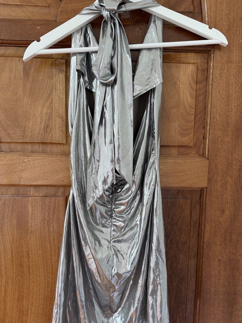 Silver Halter Dress (Category: Dresses) located in Naga. Submitted by sbcookieee (Listing ID 1464715184, Image 3). Description: .