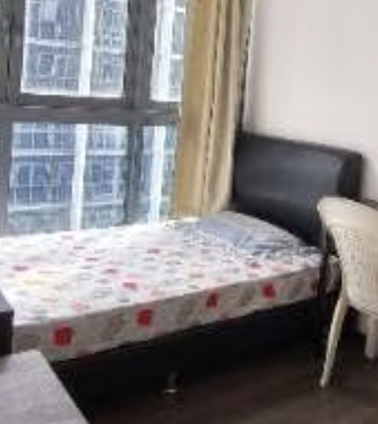 Single Bed Frame (Category: Bed Frames & Mattresses) located in Singapore. Submitted by ty1740746524348 (Listing ID 1464575178, Image 1). Description: Black Leather Single Bed 1.2m × 2m ✨ About 90% new – purchased this year ✨ Stylish and sturdy black leather bed frame ✨ Clean and well maintained ✨ Selling because we are upgrading to a double bed 💰 Price: $100 for the bed 📏 Size: 1.2m × 2m 📍 Location: Yishun 🚚 Self-collection / Buyer to arrang