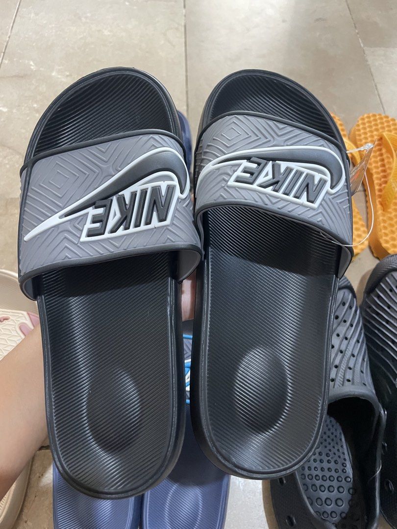 Slides & Clogs (Category: Slippers & Slides) located in Manila. Submitted by serenus8 (Listing ID 1464698605, Image 1). Description: Perfect for christmas gift and for own use -Brand new - not original - sizes 6-11 Price is negotiable.