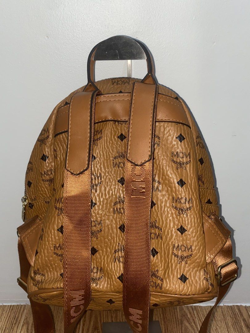 Small Backpack (Category: Luxury Bags & Wallets) located in Davao. Submitted by ccfinds_ph (Listing ID 1464697605, Image 3). Description: * Condition: Pre-loved daily wear on plate and canvas edges.