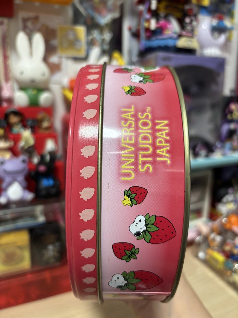Snoopy Strawberry Tin Can (Category: Other Merchandise) located in Caloocan City. Submitted by meowietrinkets (Listing ID 1464737038, Image 3). Description: check details as is.