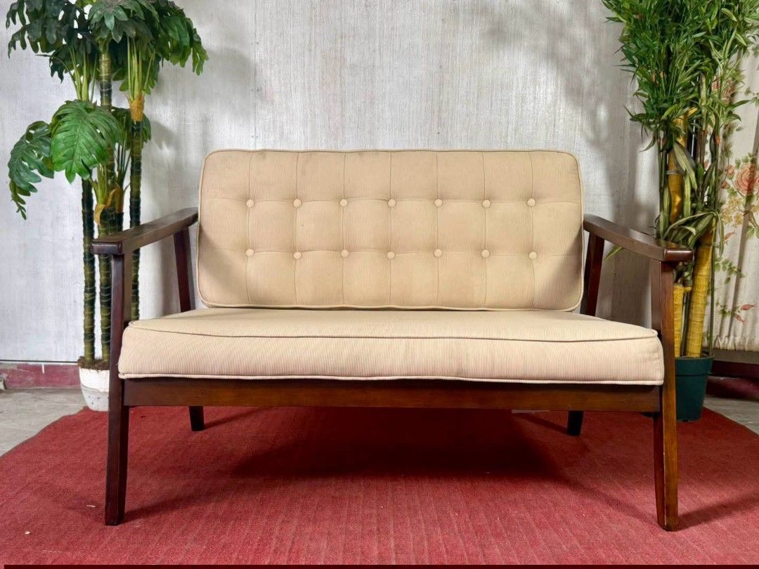 Sofa (Category: Sofas) located in Meycauayan. Submitted by marygracecasimiro (Listing ID 1464729091, Image 3). Description: Tufted Wooden Sofa 45”L x 26”W x 15”SH Php 7,500🩷.