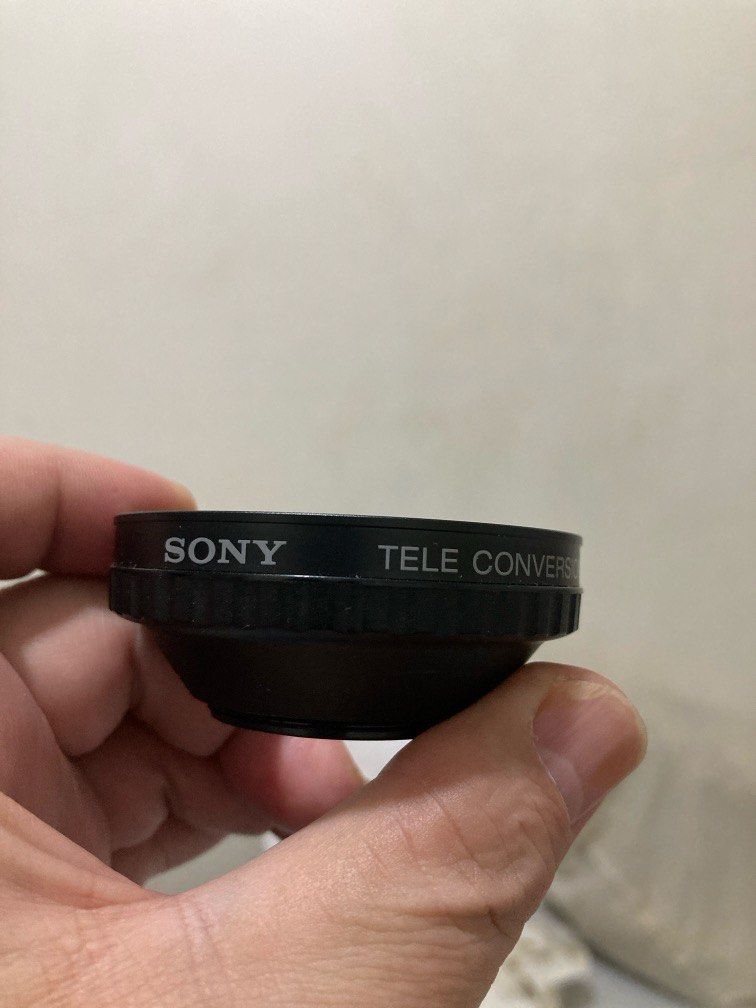 Sony tele conversion lens (Category: Lens & Kits) located in Paniqui. Submitted by swiftdragon.c69cc8 (Listing ID 1464655953, Image 2). Description: .