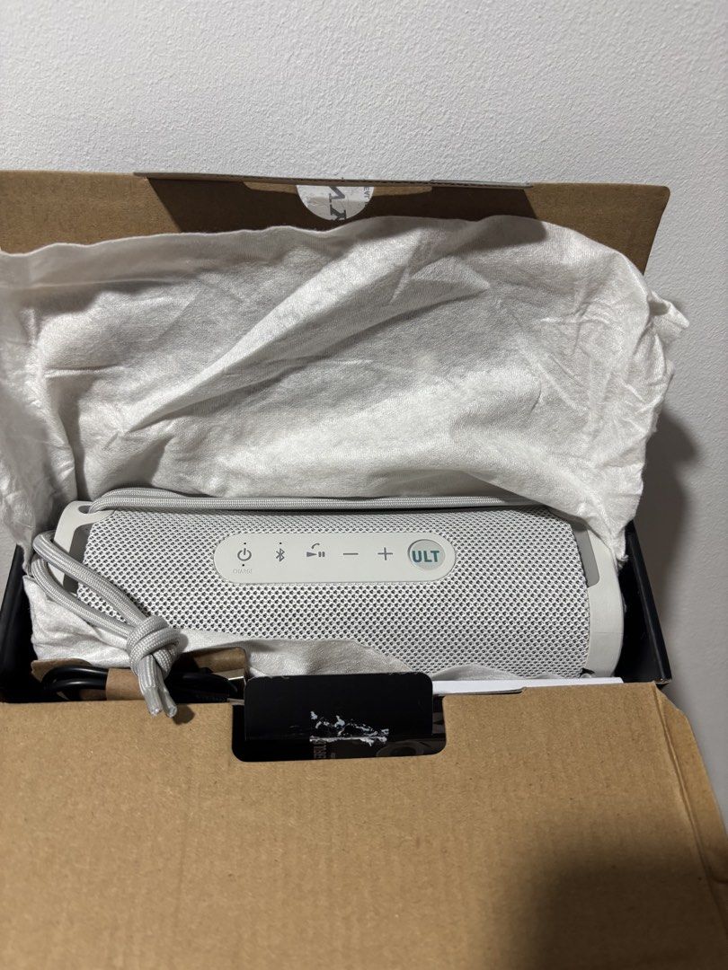Sony ULT Field 1 Wireless Speaker (Category: Soundbars, Speakers & Amplifiers) located in Manila. Submitted by noelangelo20350 (Listing ID 1464688116, Image 3). Description: Original Never been used 4.5k Each Colors: Orange & Off White Rfs: Bought only for SB19 Tickets.
