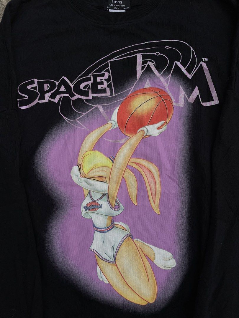 Space Jam (Category: Hoodies) located in Manila. Submitted by heironjay140351 (Listing ID 1464732849, Image 3). Description: unisex no issue need wash only 26 x 29 color rate 10 sf 74.