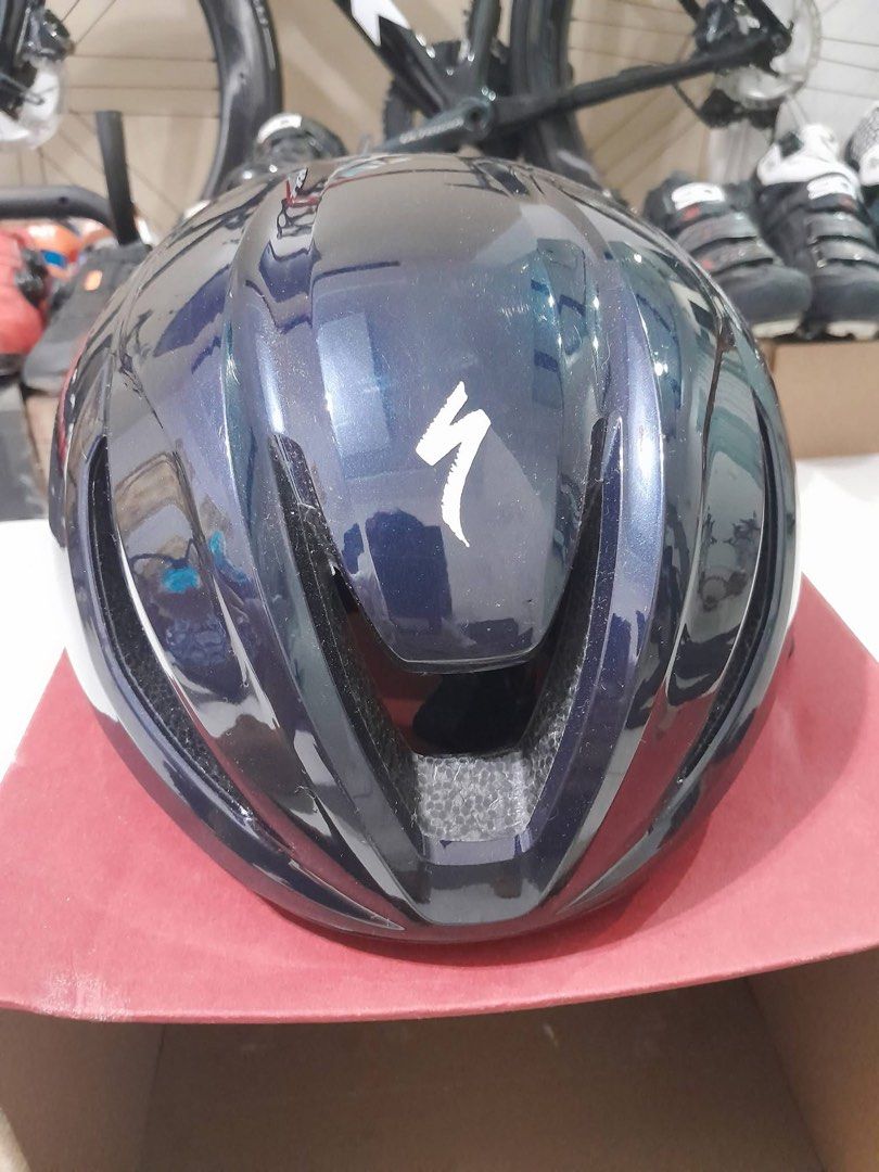 SPECIALIZED PROPERO (Category: Sports & Fitness Nutrition) located in Manila. Submitted by royal.corine (Listing ID 1464720130, Image 1). Description: SPECIALIZED PROPERO 4 SIZE MEDIUM .