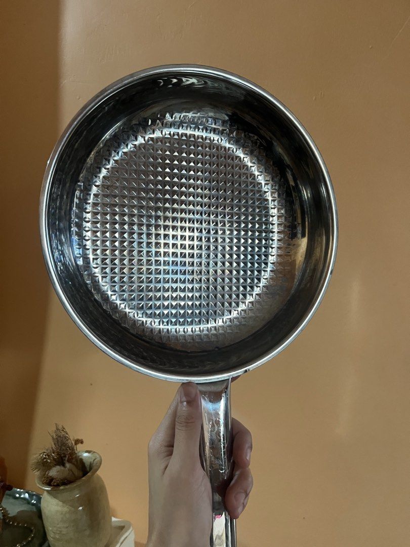 Stainless Frying Pan Edelkochen (Category: Cookware & Accessories) located in Santa Rosa. Submitted by kattiepurry (Listing ID 1464761662, Image 2). Description: Edelkochen 22cm in very good condition Suitable for all cooktops Location📍Santa Rosa, Nueva Ecija We ship nationwide via J&T Express 🚚 .