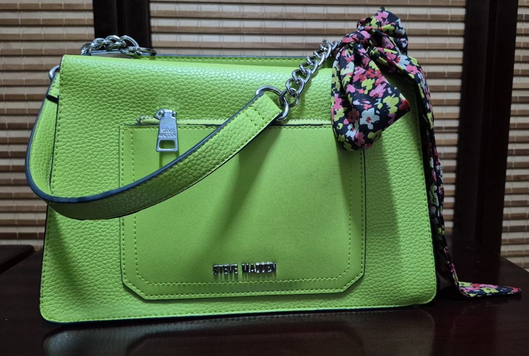 Steve Madden 2-way Bag (Category: Cross-body Bags) located in Quezon City. Submitted by ginny_preloved (Listing ID 1464671596, Image 1). Description: Decluttering US bought.