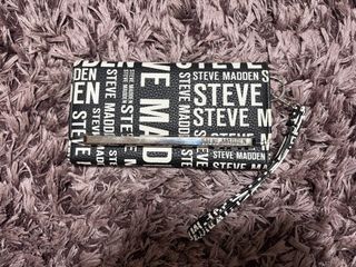 (Category: ) located in . Submitted by jjccly (Listing ID 1464655452, Image 1). Description: .