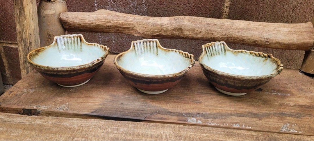 stoneware bowls (Category: Dinnerware & Cutlery) located in Sablan. Submitted by gongonshelley12 (Listing ID 1464578077, Image 1). Description: 150 ONLY STONEWARE BOWLS 3PCS SET 5 IN. DIAMETER; 2 IN. HEIGHT.