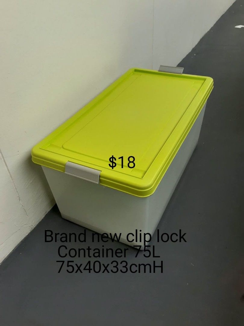 Storage boxes (Category: Other Home Furniture) located in Singapore. Submitted by kimchinshi29002 (Listing ID 1464636976, Image 3). Description: .