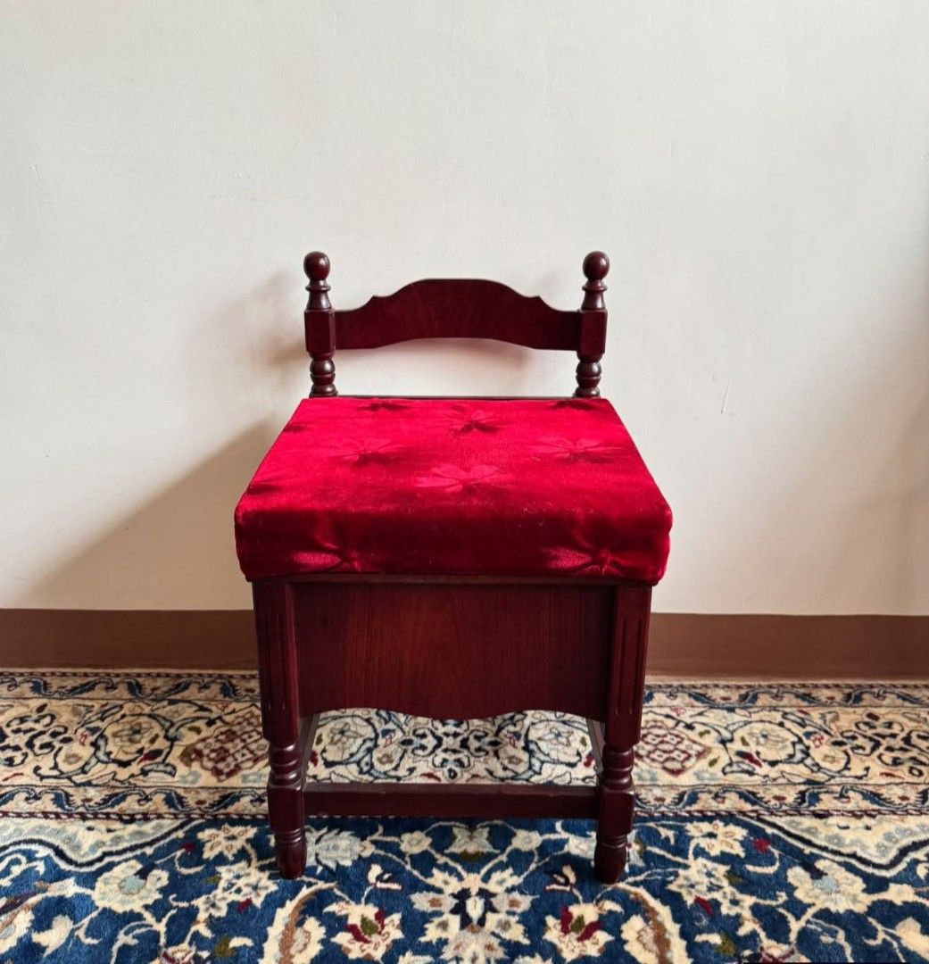 Storage Stool (Category: Chairs) located in Meycauayan. Submitted by marygracecasimiro (Listing ID 1464638895, Image 1). Description: Red Velvet Storage Stool With hidden storage In good condition 3k In good condition Check photos first before buying✅ DM to purchase🧡 Item will be sold AS IS. Please refrain from purchasing if you are particular about USED items and imperfections Major issues will be stated or shown through pictures if there is an
