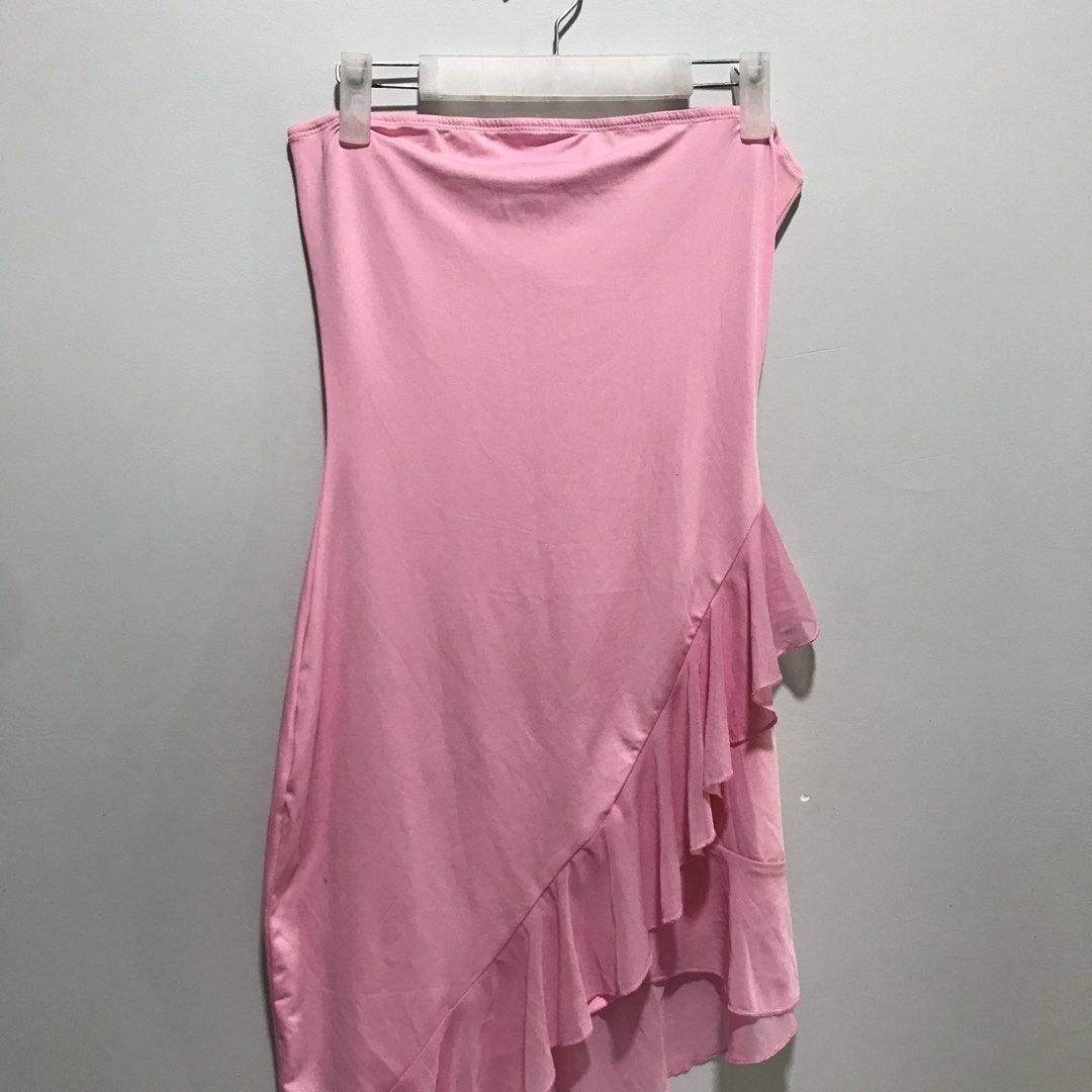 Strapless Pink Dress (Category: Dresses) located in Cavite. Submitted by tanya.valentin (Listing ID 1464691340, Image 2). Description: - 18x33.
