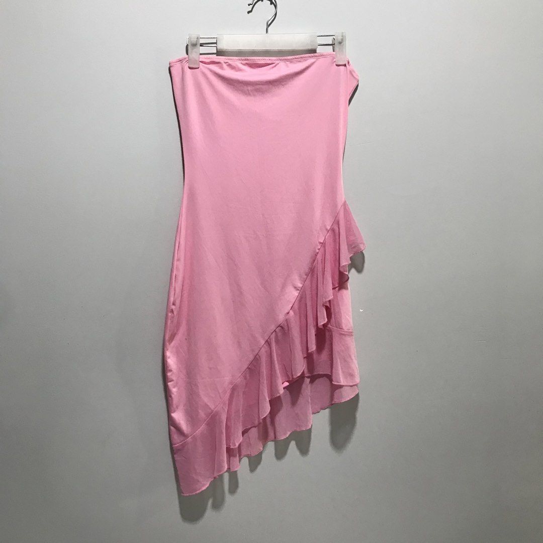 Strapless Pink Dress (Category: Dresses) located in Cavite. Submitted by tanya.valentin (Listing ID 1464691340, Image 1). Description: - 18x33.