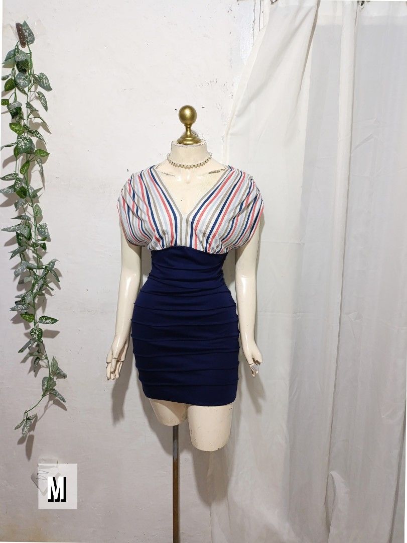 Stripes dark blue mini retro dress (Category: Dresses) located in Pateros City. Submitted by amj_amj (Listing ID 1464701520, Image 1). Description: .
