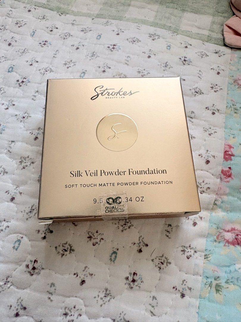 Strokes Silk Veil Powder Foundation (Melona) (Category: Makeup) located in Las Pinas. Submitted by itsyour_jklmnop (Listing ID 1464658328, Image 1). Description: Strokes Silk Veil Powder Foundation Shade: Melona Good for light-medium neutral girlies -Good as brandnew it comes with a box -Swatched once only but apparently hindi ko sya kashade :( -I’ve never used the puff included. I used a brush instead in swatching the shade. Rfs: Not my shade.