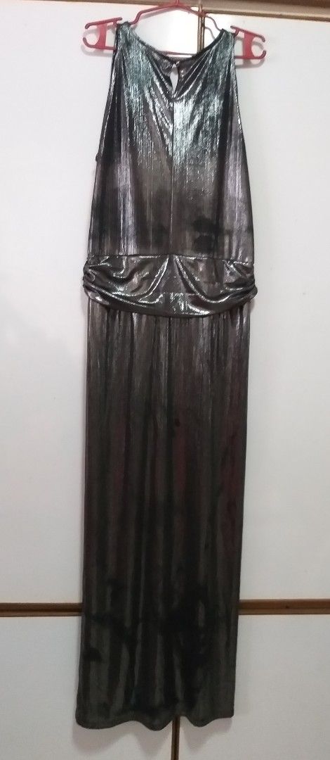 STUDIO Metallic Evening Long Dress (M) (Category: Evening dresses & gowns) located in Dumaguete. Submitted by chicbutterfly (Listing ID 1464585544, Image 2). Description: STUDIO Metallic Long Dress in excellent condition fits Medium worn once for our company xmas party perfect for formal occasions & parties Payment: Gcash or Bpi Shipping:JnT Express Thank You & Happy Shopping!😊 .