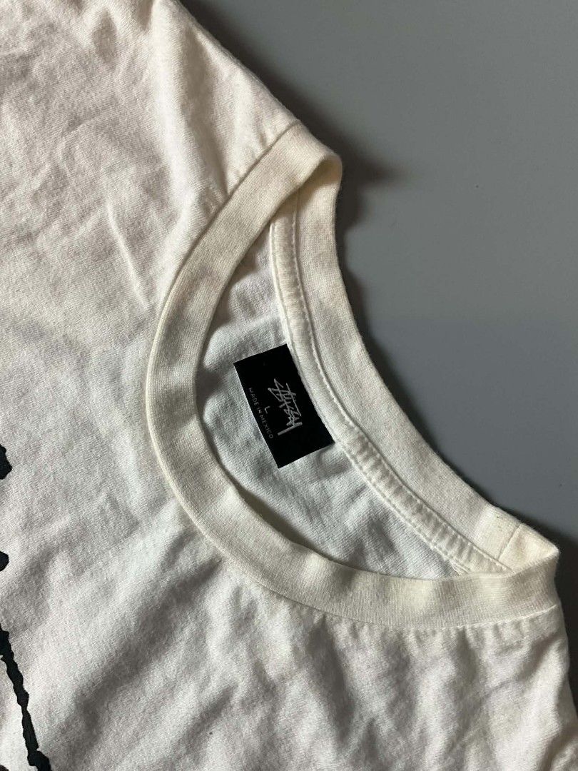 STUSSY WORLD TOUR (Category: Longsleeves) located in San Pedro. Submitted by jv_aman_ (Listing ID 1464627063, Image 3). Description: .