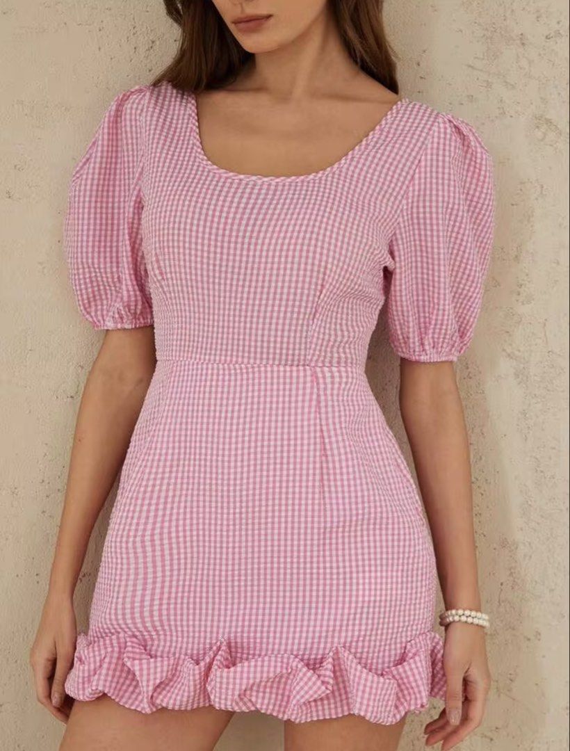 Summer short dress (Category: Dresses) located in Mariveles. Submitted by itskaths98 (Listing ID 1464631941, Image 1). Description: Brandnew M/Semi L No lp. Rfs, di sakin bagay .