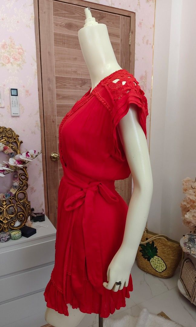 Suncoo Paris Red Mini Dress (Category: Dresses) located in Pagudpud. Submitted by altheacee063978 (Listing ID 1464594149, Image 3). Description: .